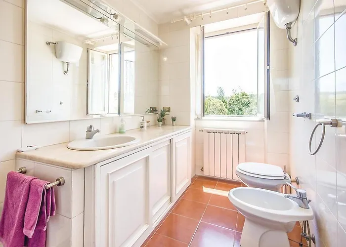 Gorgeous In With Private Swimming Pool, Be Inside Or Outside Roma